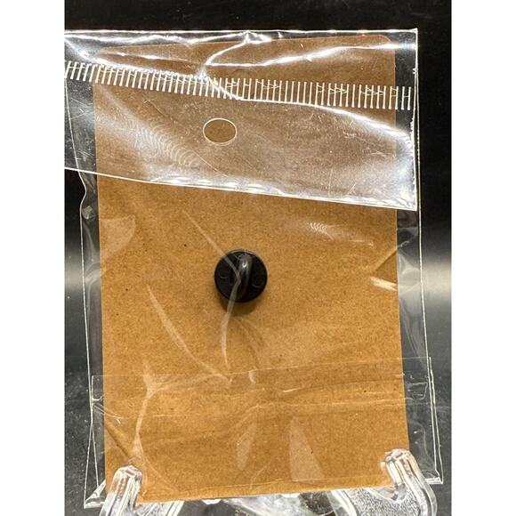 Pokemon Pink Jiggly Puff Gameboy Color Nintendo Enamel Pin - Picture 3 of 3